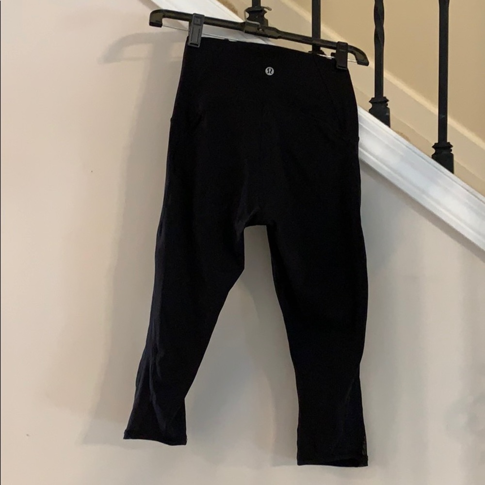 Lulu lemon compression leggings with mesh sides 🍋